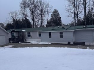 7475 220th Ave, Reed City, MI 49677