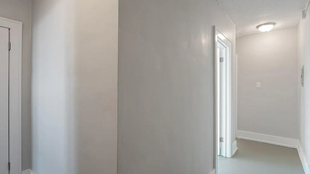 2 bed, 734 sqft, $1,095 — Photo 3