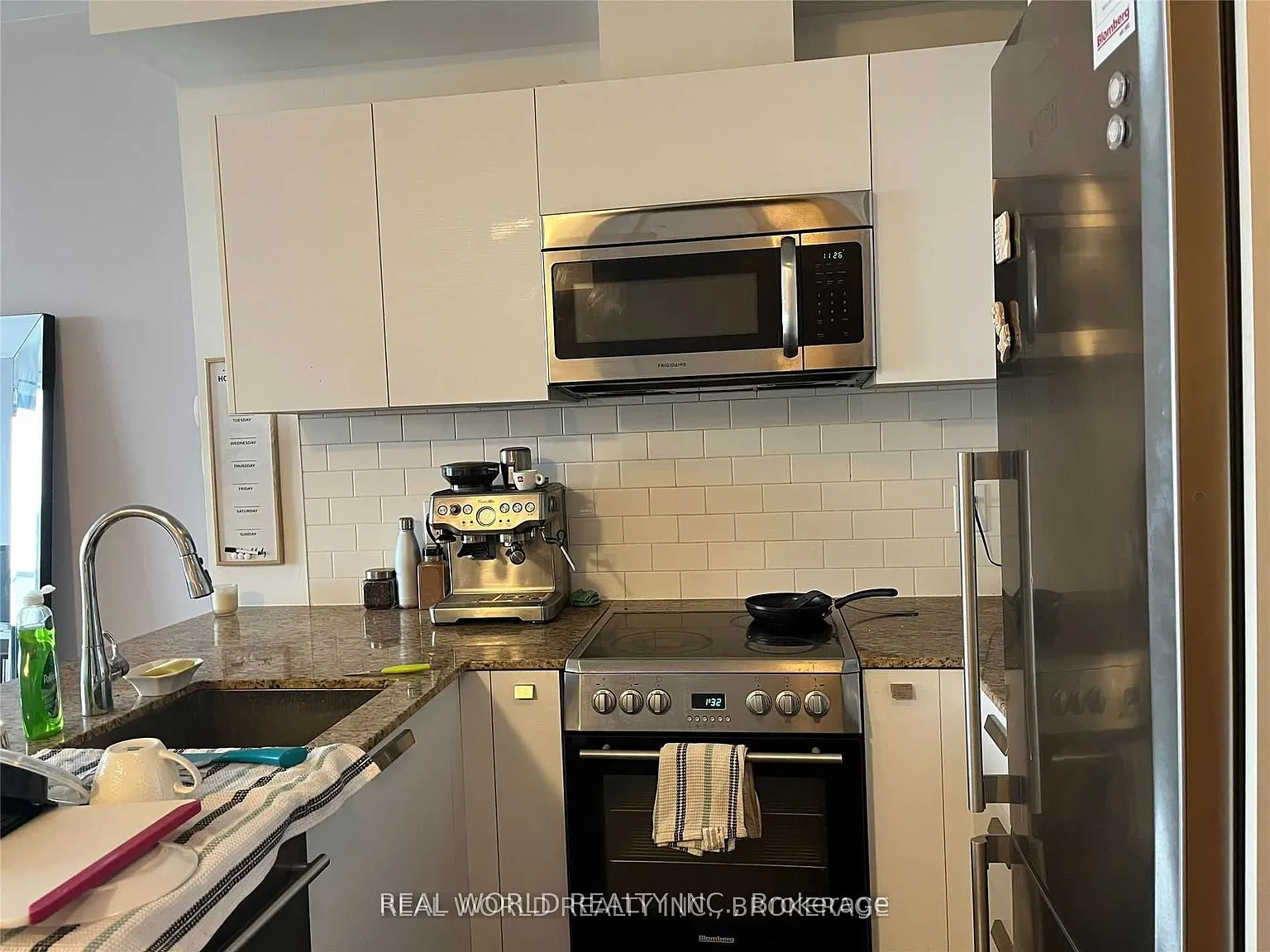 2 bed, $2,800 — Photo 3