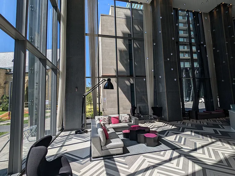 1080 Bay St #907 — Photo 7