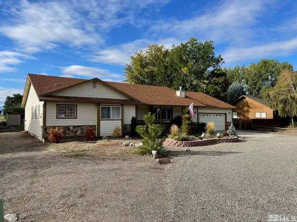 17 Mason Rd, Yerington, NV 89447