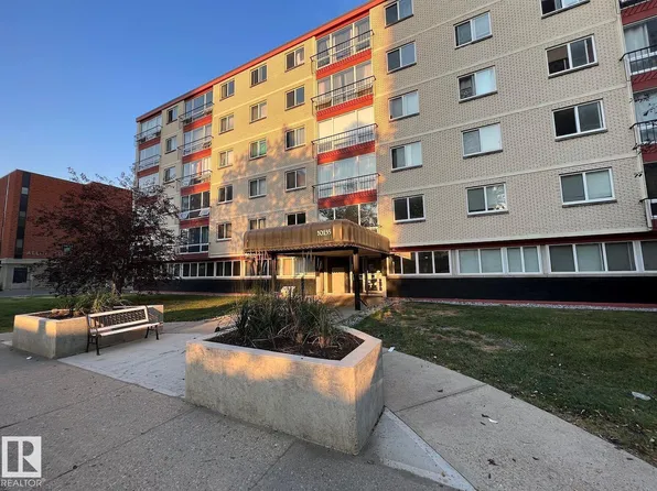 10135 120th St NW #408, Edmonton, AB T5K 2A1