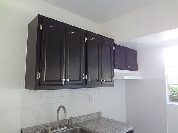 5th image of 2720 Randolph St #107