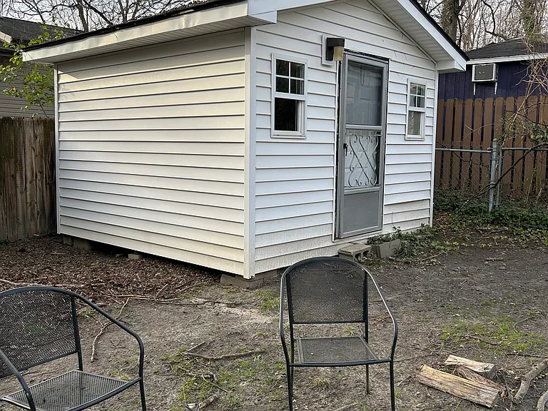 314 S Swain St — Photo 15