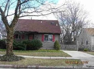 18581 Washtenaw St, Harper Woods, MI