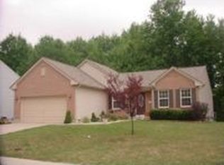 1520 Thornberry Rd, Amelia, OH 45102