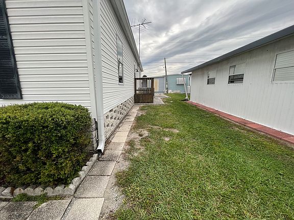 4th image of 6106 Pleasant St