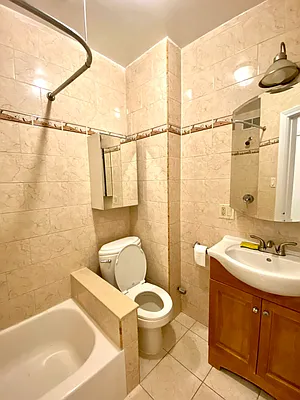 Rented by Corcoran | media 15