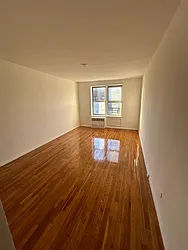 Rented by Manhattan Realty Group