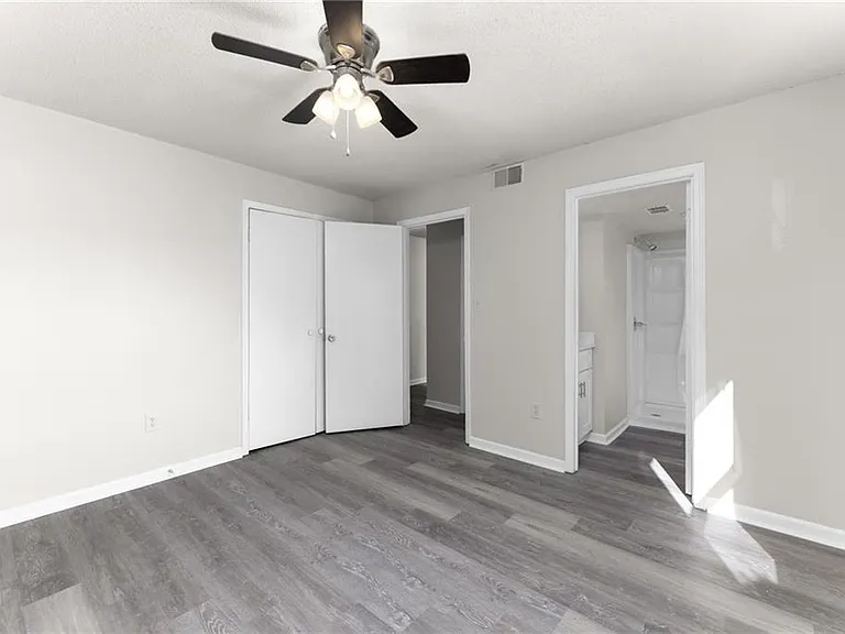 121 Mark Twain Cir — Photo 18