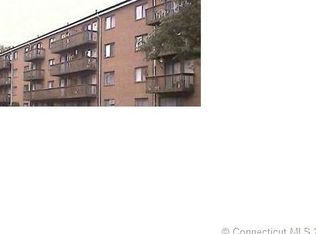 2414 Harbor View Dr, Rocky Hill, CT 06067