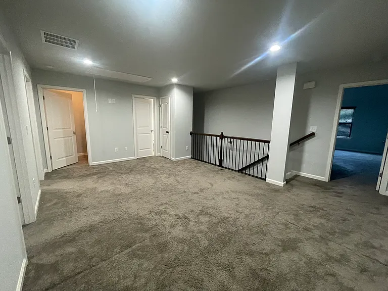 1305 Bridge Peak Ln — Photo 26