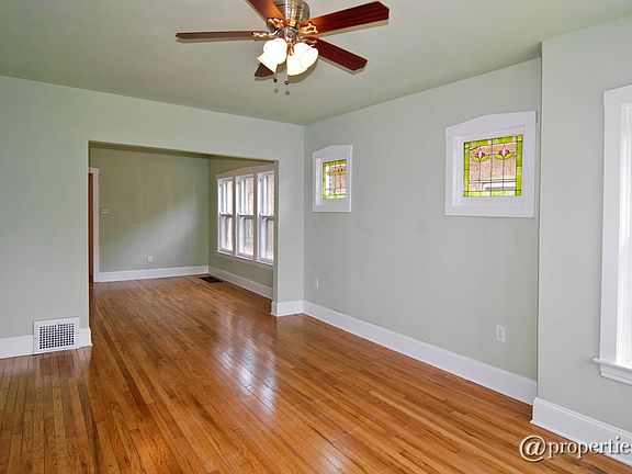 Living Room/Dining Room