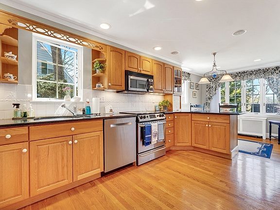 4th image of 50 Gayland Rd