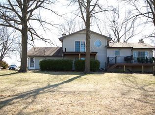 12 Davis Rd, Troy, MO 63379