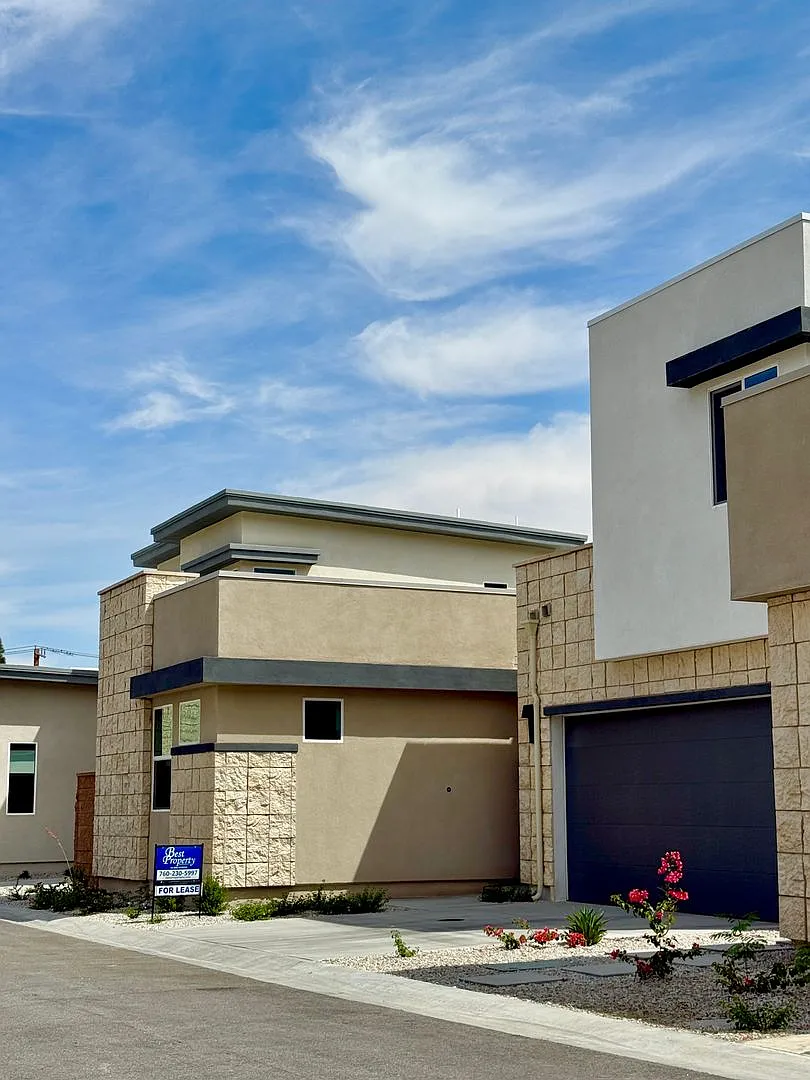 Canyon View Estates, Unfurnished, long Term — Photo 1