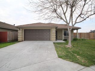 92 Los Cerritos Way, Madera, CA 93638