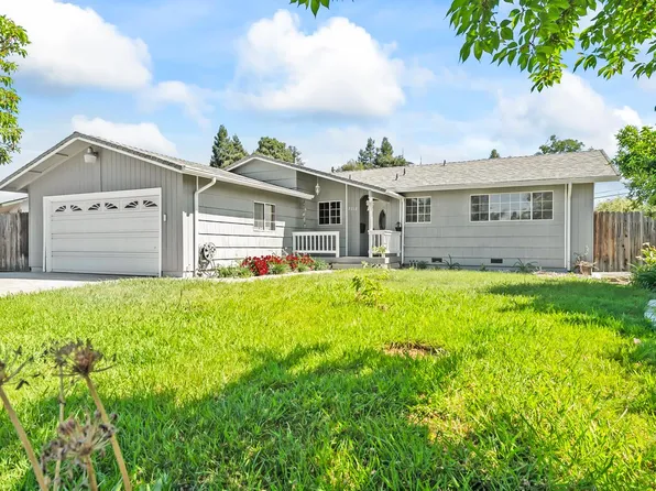 2212 Cervantes Dr, Rancho Cordova, CA 95670