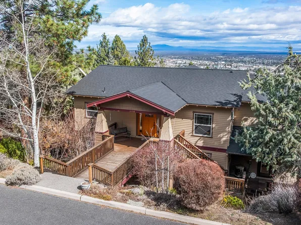 3130 NW Colonial Dr, Bend, OR 97703