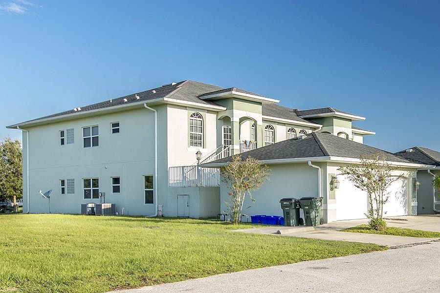 1st image of 4760 S Biscayne Dr Unit 201