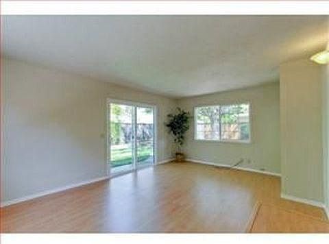 5th image of 10823 E Estates Dr