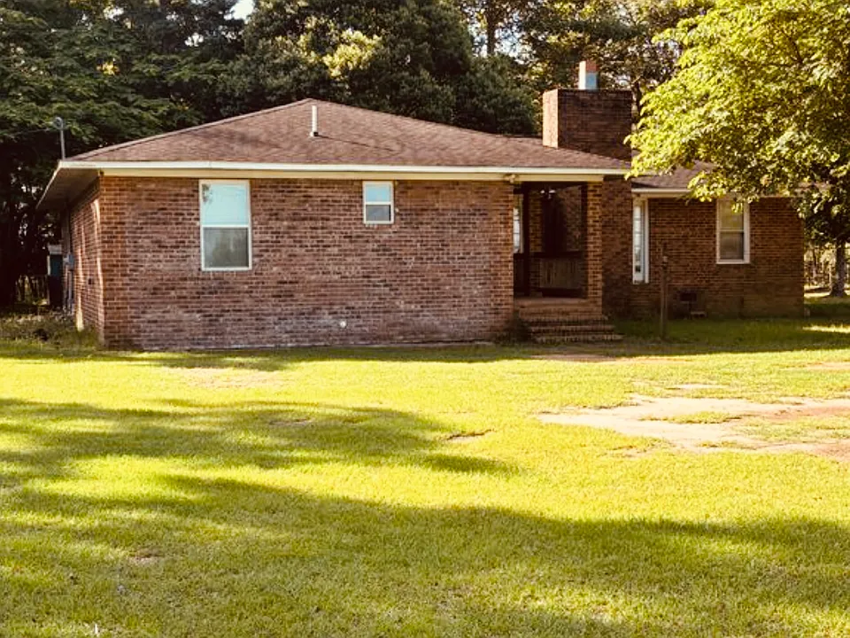 743 Woodrow Rd