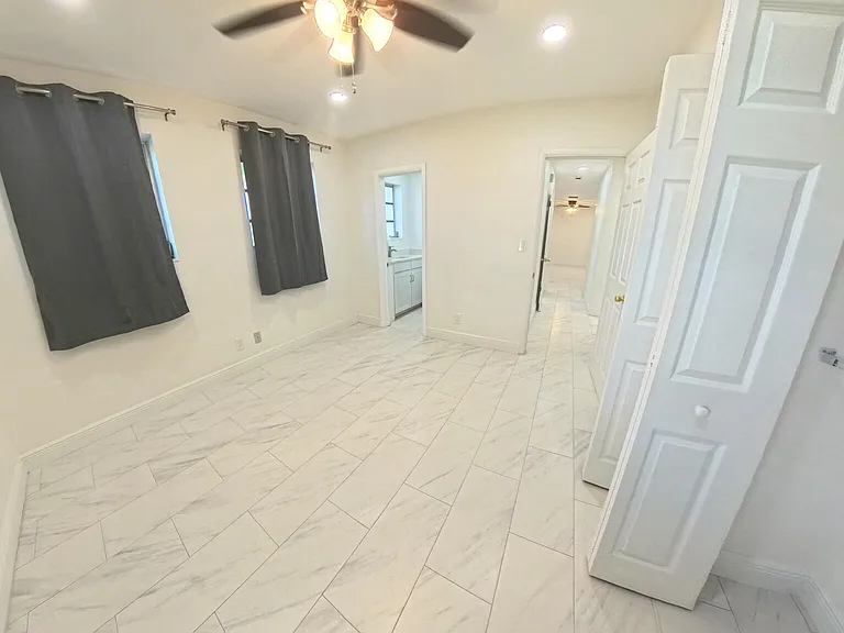 341 Henthorne Dr — Photo 20