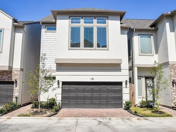 135 Knightsbridge Park Ln, Houston, TX 77018