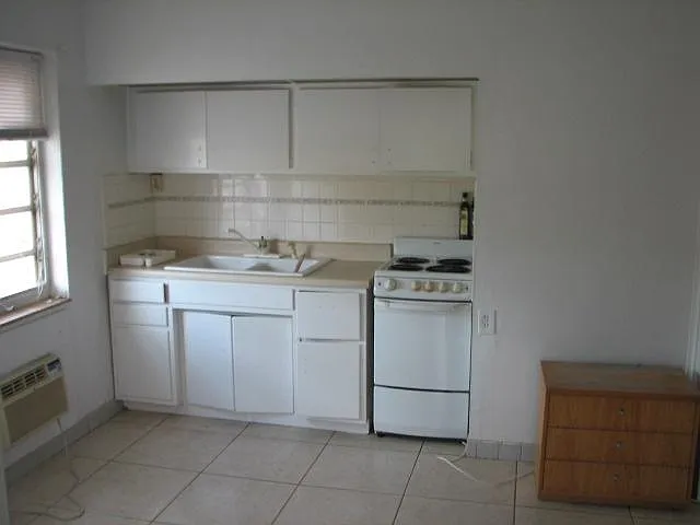 3826 N Old Dixie Hwy #B — Photo 5