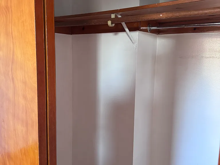 494 Catherine St #2 — Photo 8