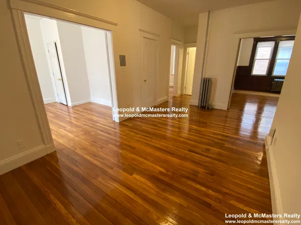 88 Winchester St, Brookline, MA