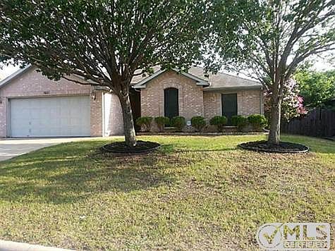 1st image of 3709 Fleetwood Dr
