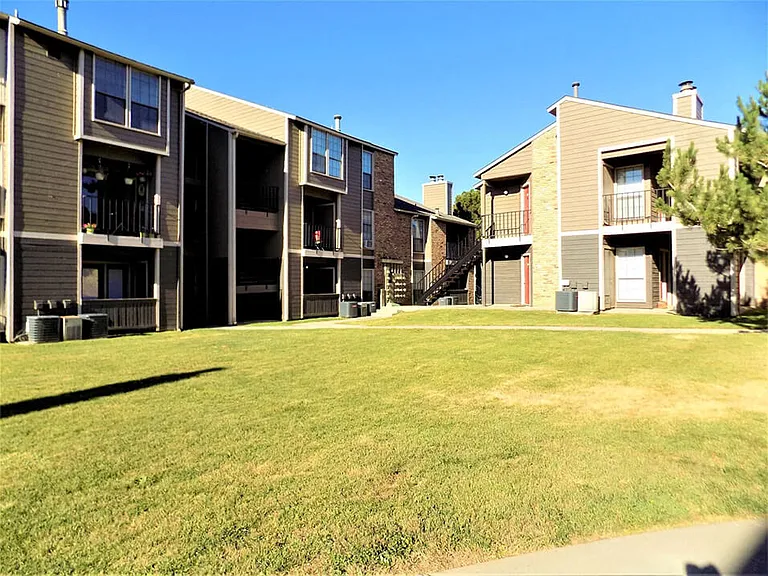 Plenty of Outdoor Space for Kids to Play