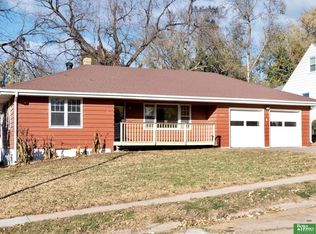 6120 Manderson St, Omaha, NE 68104