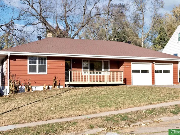 6120 Manderson St, Omaha, NE 68104