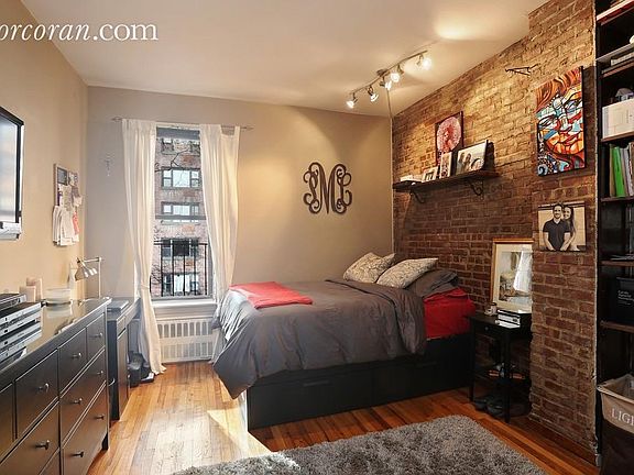 2nd image of 425 E 78th St APT 3A