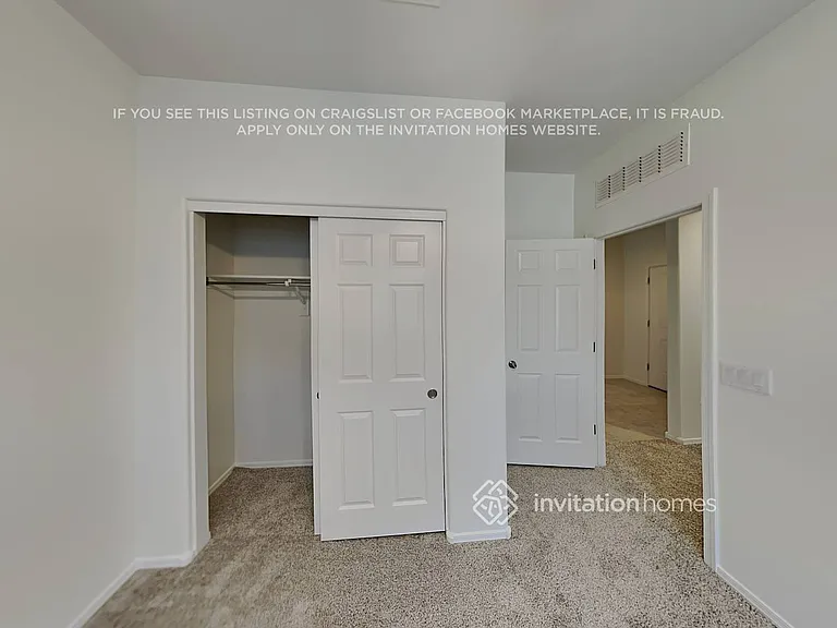 18099 N Lakeside Ct — Photo 9