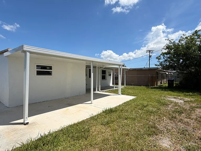 2230 Service Rd #1 — Photo 25