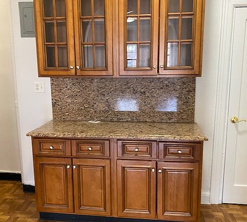 3rd image of 128 W 72nd St APT 5A