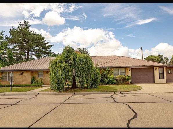 1707 Elm Ave, Woodward, OK 73801