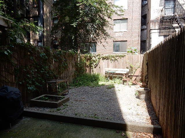 1st image of 311 E 84th St APT 1C
