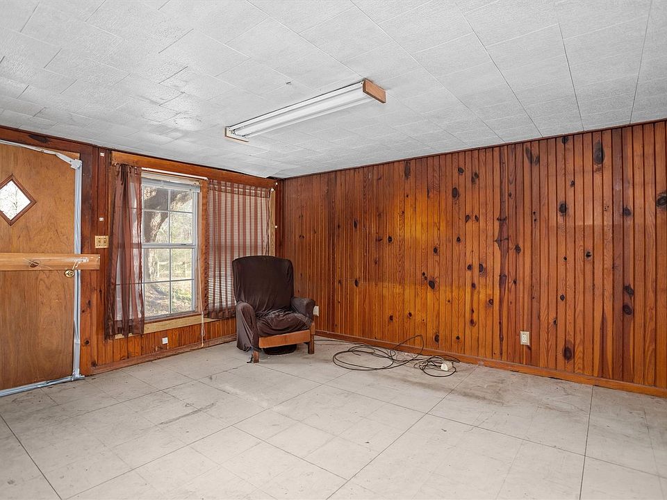 1st image of 588 Linville Grimes Rd