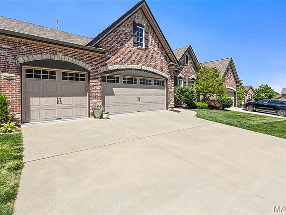 2nd image of 504 Sgt Pepper Dr