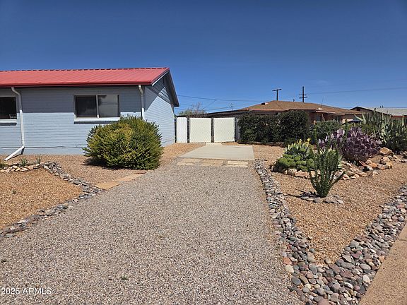 5th image of 107 Mountain View Avenue