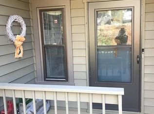 9621 Groundhog Dr, North Chesterfield, VA 23235
