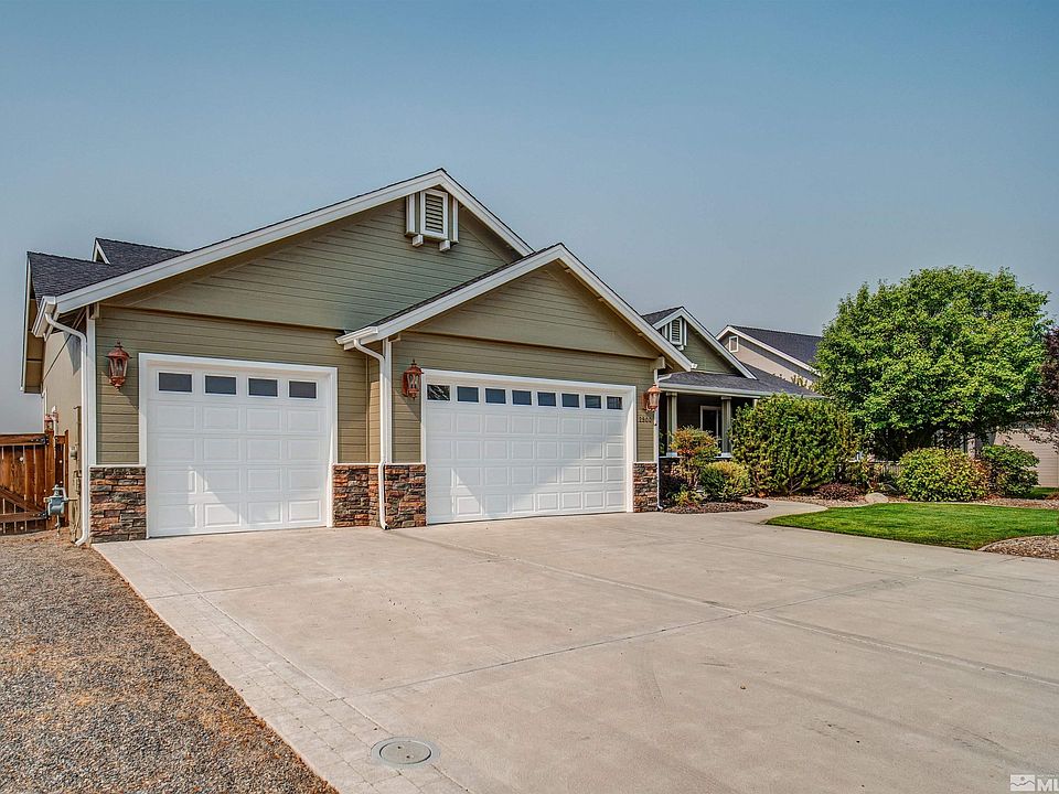 2900 La Cresta Cir, Minden, NV 89423 Zillow