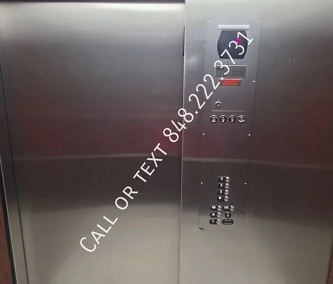 123 Tower Blvd — Photo 2