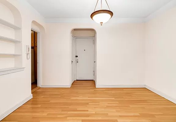 3rd image of 69-10 Yellowstone Blvd #326