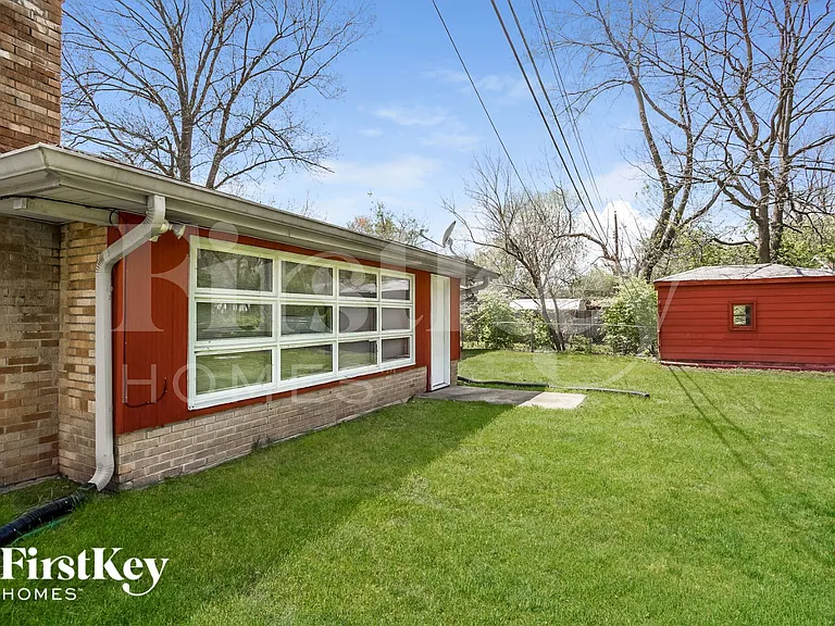 6620 W 16th St — Photo 15