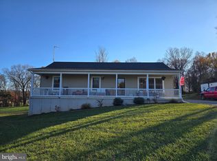135 Hershel Ln, Hedgesville, WV 25427